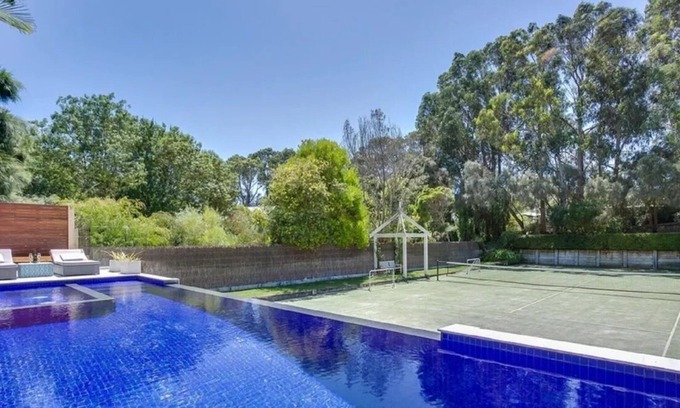 Portsea House | Seabird Oasis: 5 BR, 3 BA House in Portsea, Sleeps 12