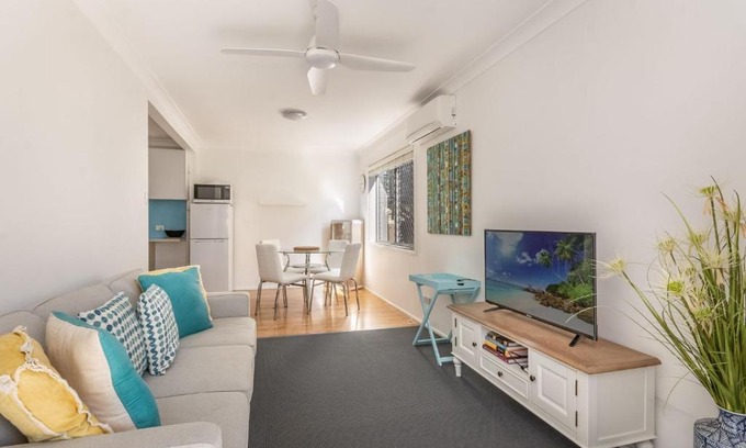 Yamba Apartment | Seawest 1 - Entrance Harbour Street