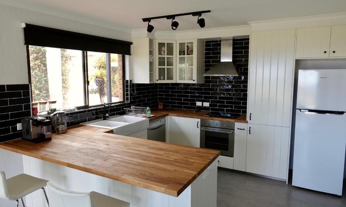 Tura Beach Apartment | Serenity Now