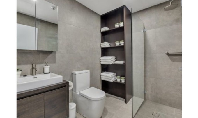 Wolli Creek Apartment | Standard Room 7 Fully Furnished - Sydney Studios - Utilities Included.
