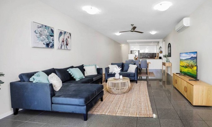 Cairns Central Business District Apartment | Stylish Cairns City Apartment, Close to Everything