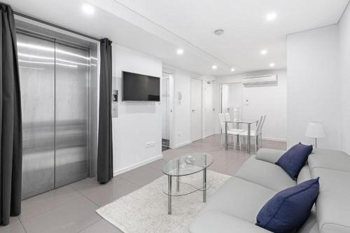 Darling Harbour Apartment | Stylish One-Bedroom Apartment