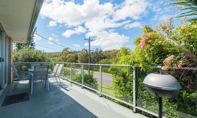Fingal Bay Apartment | Surfair Unit 1 24 Marine Drive