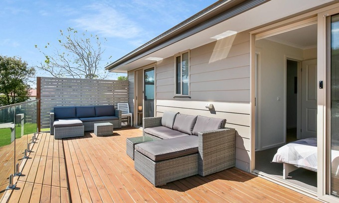 Coronet Bay House | The Bay House - pet friendly
