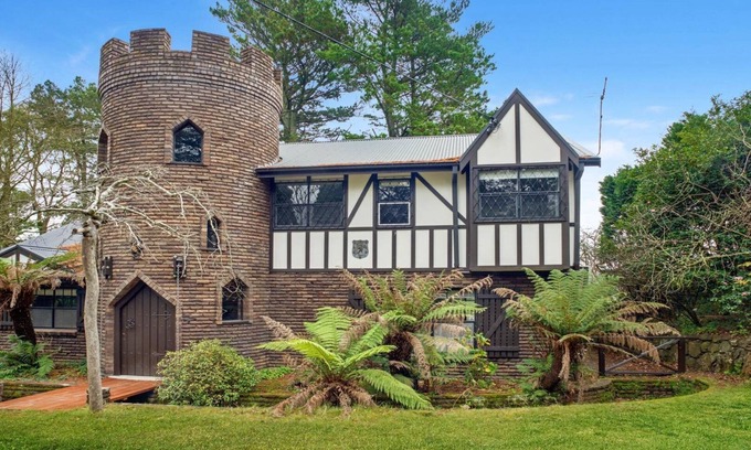 Wentworth Falls House | The Castle Wentworth Falls
