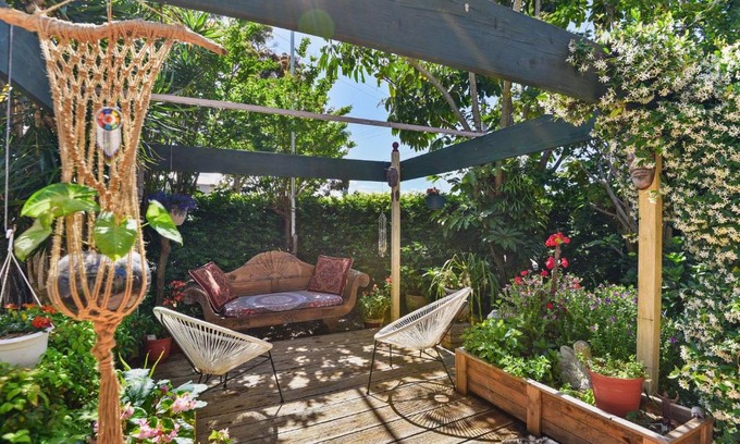 Bateau Bay House | The Little Buddha Retreat