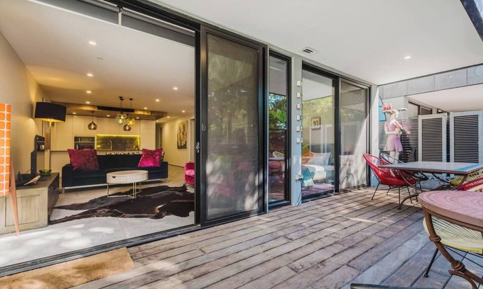 Elwood Apartment | The Nest A Royal Garden Abode by the Beach