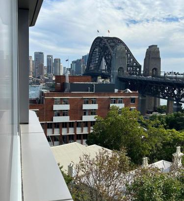 Kirribilli Apartment | The Opera Scenic