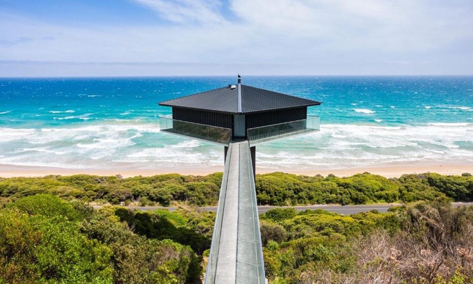 Fairhaven House | The Pole House