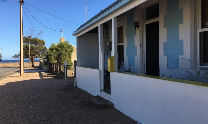 Wallaroo Cottage | ⚓️The Ship Inn ⚓️Spacious Home located in Wallaroo