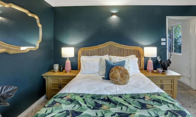 Parramatta Park Apartment | The Tropicana Courtyard