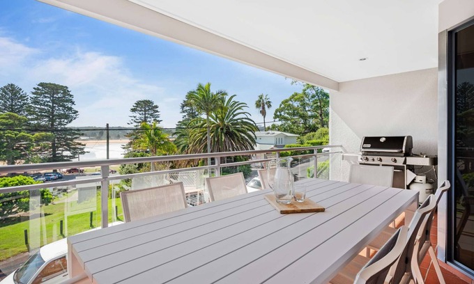 Avoca Beach House | "The Verandah" - Ocean Views