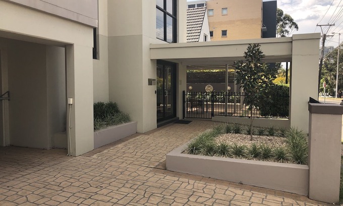 Wollongong CBD Hotel | Wollongong Serviced Apartments