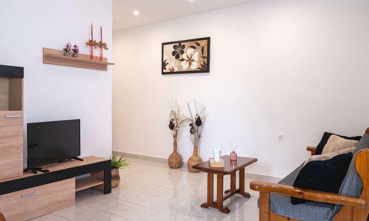 Kremasti Apartment | Laurel LK Apt in Kremasti Near Airport Rhodes