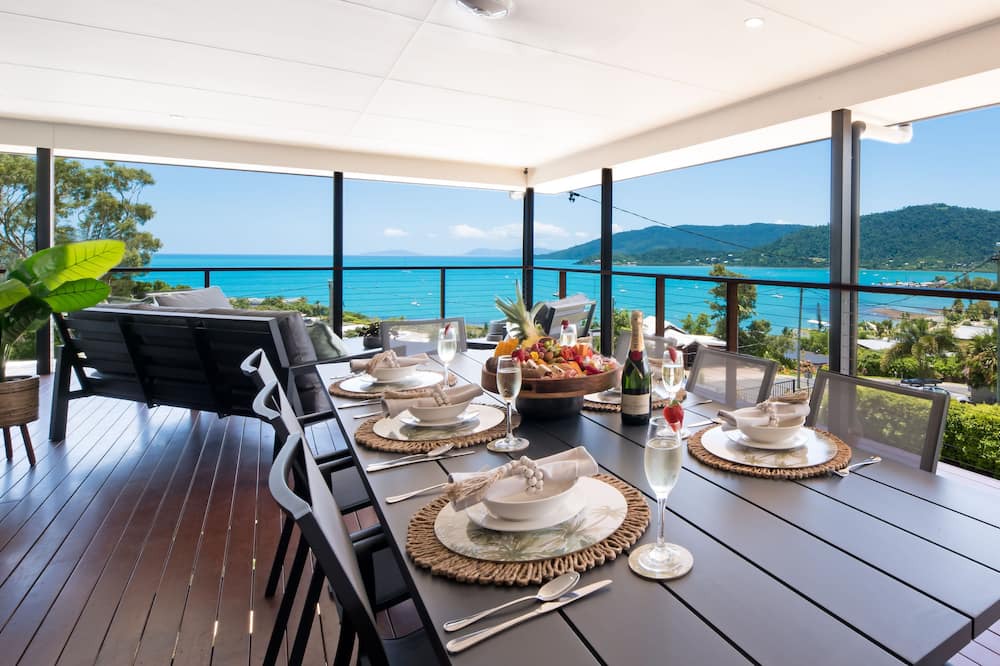 Airlie Beach House | Great Location, Breath taking Views, Private Pool