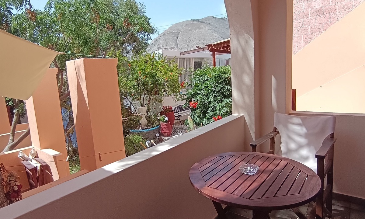 Kamari House | Sweet Heart Studio - Apartments