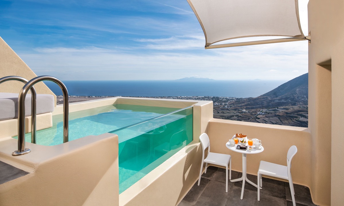 Pyrgos Hotel | Skyfall Suites - Adults Only