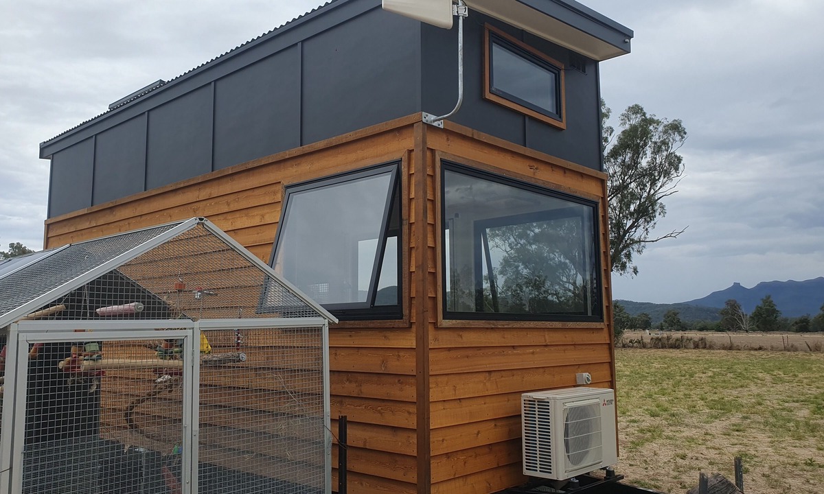 Bullawa Creek House | 'Tinylicious' Custom Offgrid Tiny with a View