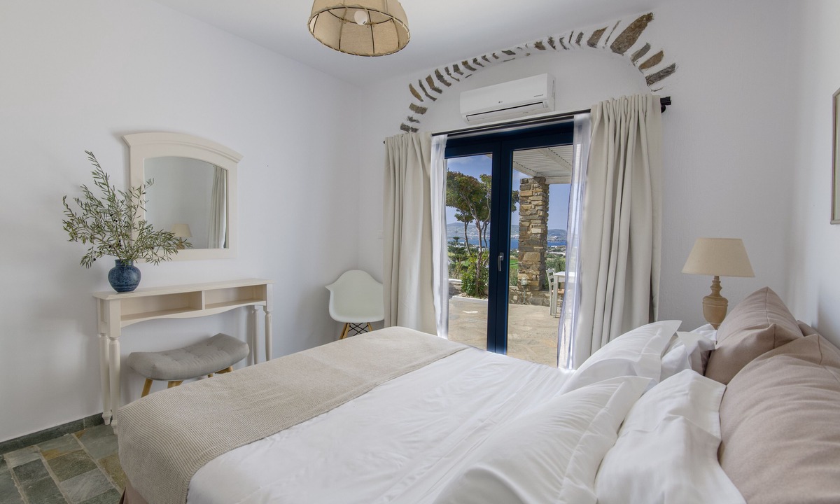 Nea Cryssi Akti Hotel | Anthemion Paros Villas & Suites