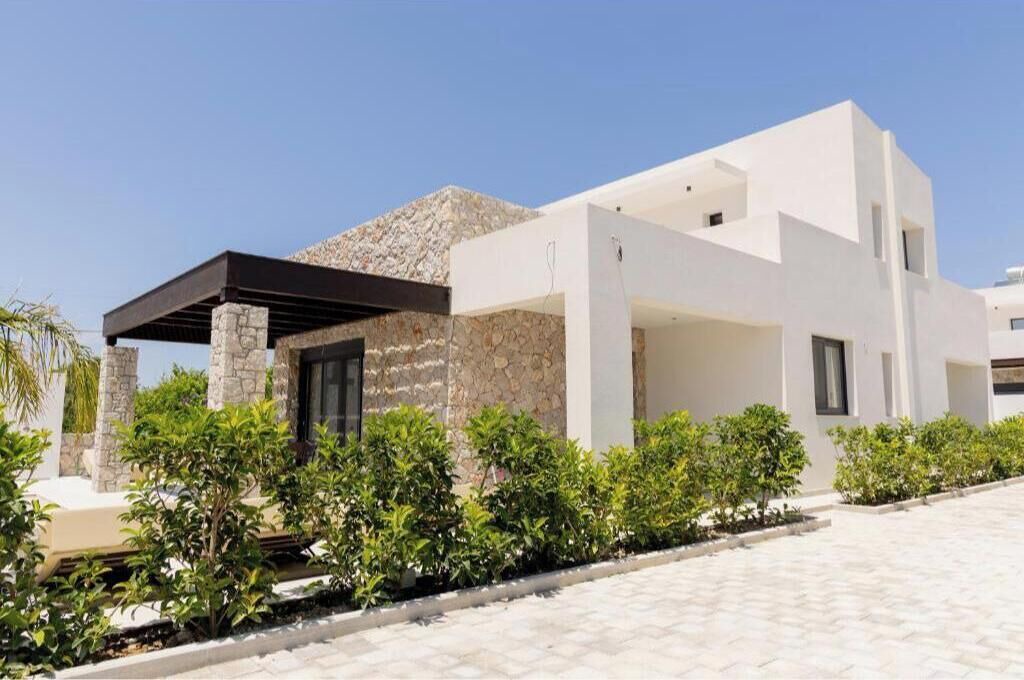 Petaloudes House | Noera Villas 1 | Elegant Two-Bedroom Villa with Private Pool near Kremasti Beach