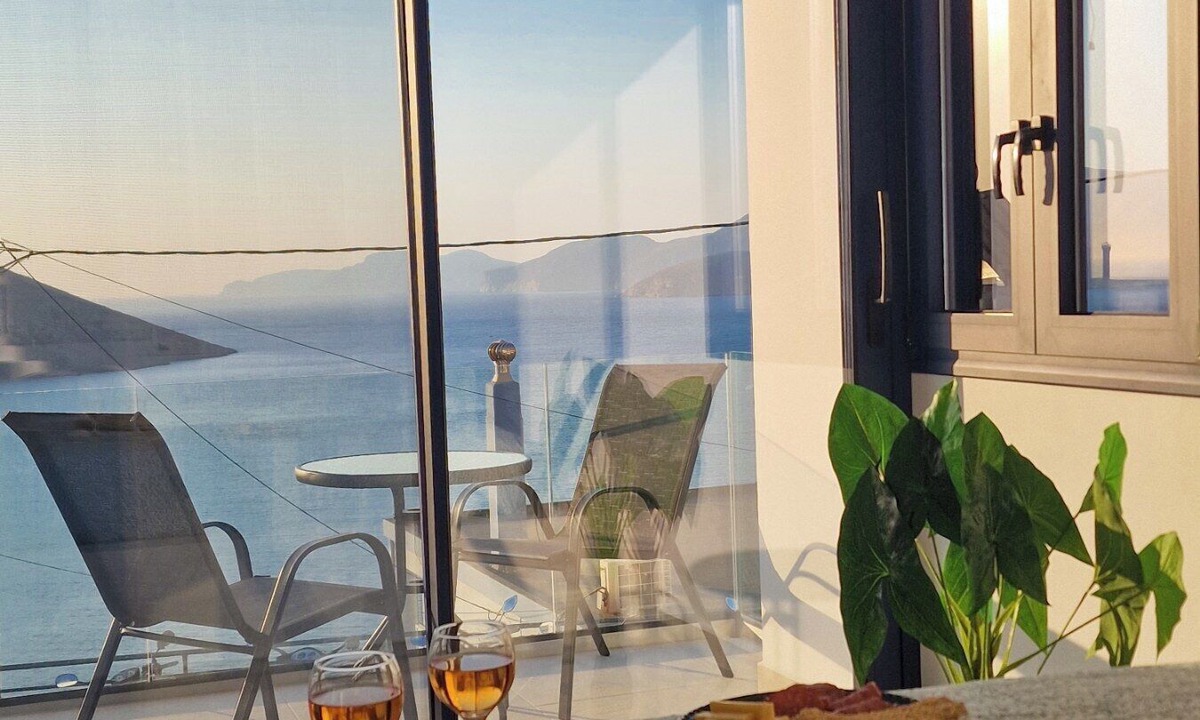 Mirties House | Regina Kalymnos