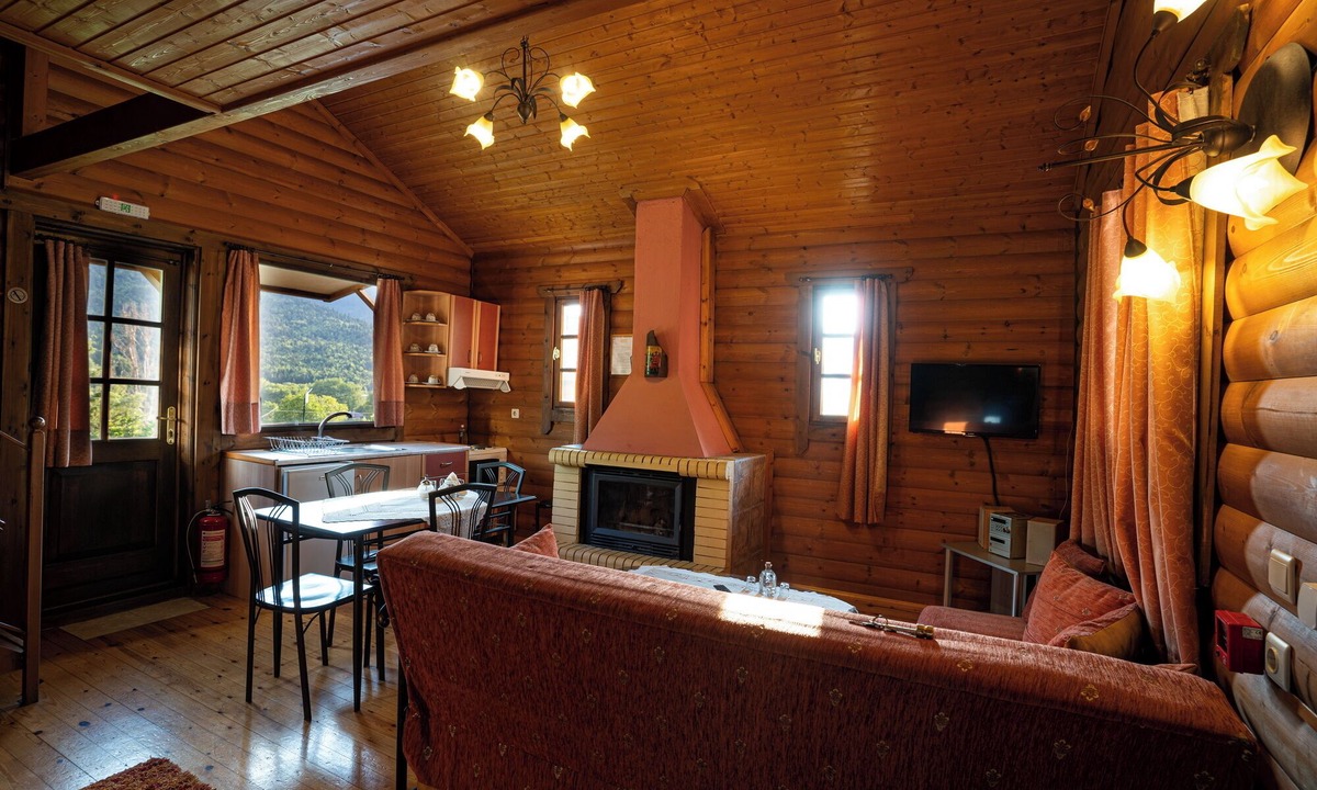 Karpenisi Ski Chalet | Chalet Likouresi Village