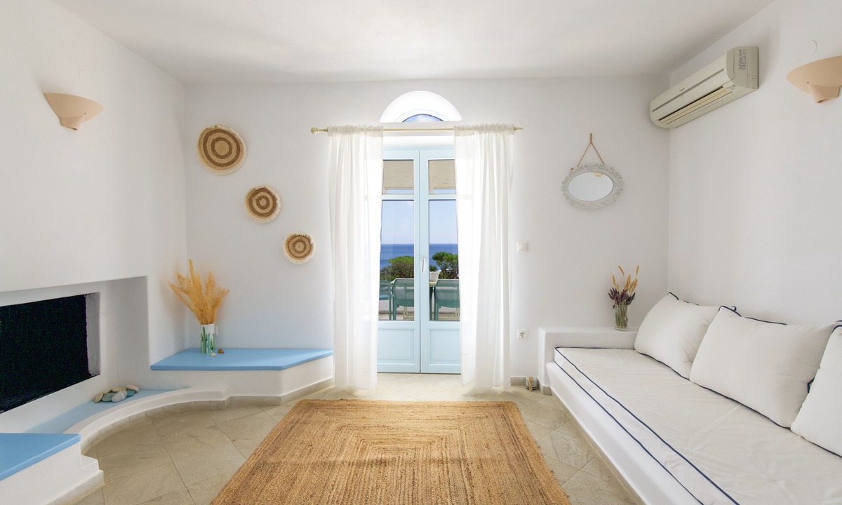 Paros Apartment | Glyfa Village