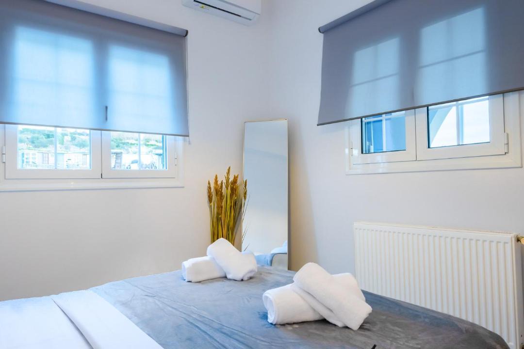 Nea Cryssi Akti House | Noho Villas @ Sunlit house Paros