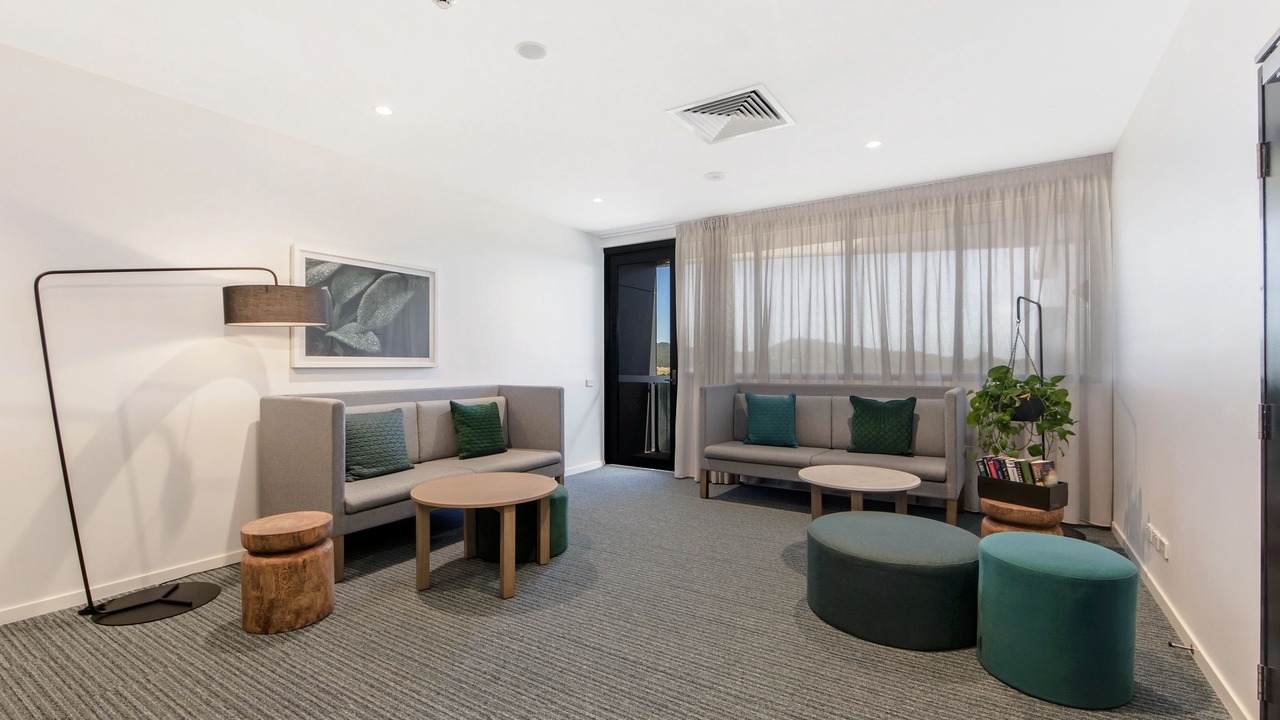 Photo of Livingroom in Springfield Central