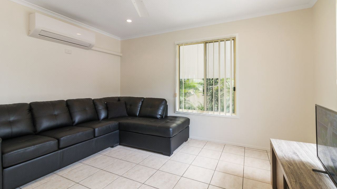 Photo of Livingroom in Kinka Beach