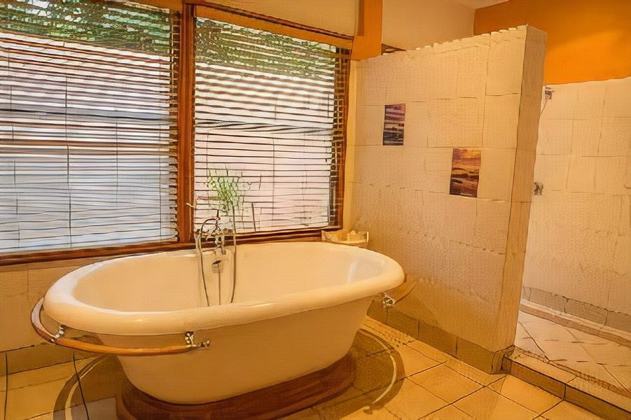 Photo of Bathroom in Cable Beach