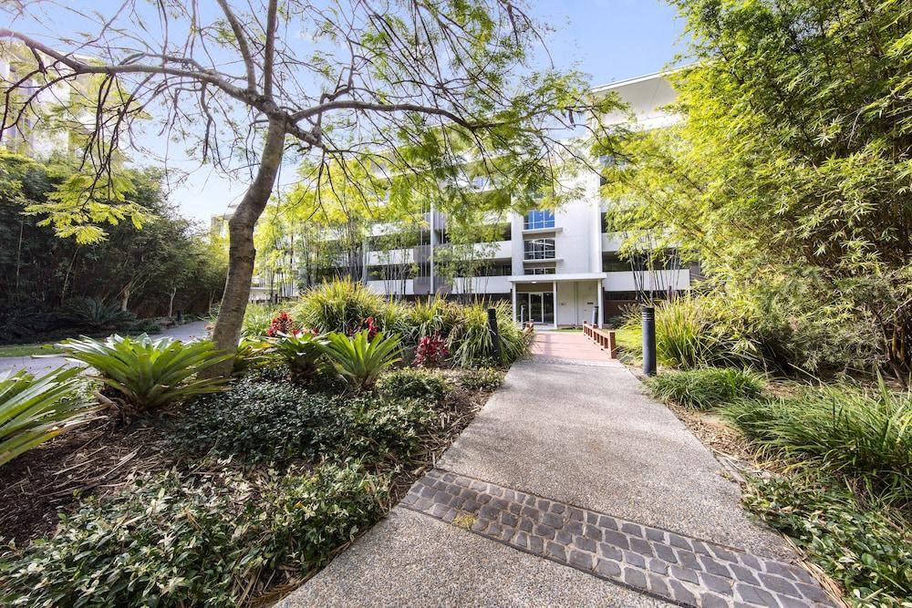 Photo of Buildings in Bowen Hills