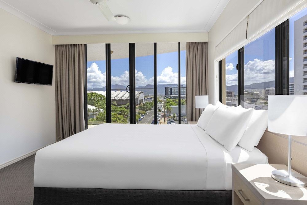 Photo of Bedroom in Cairns Central Business District
