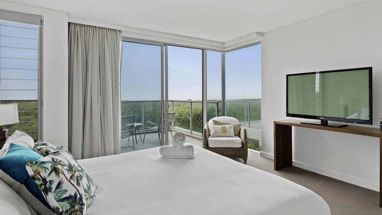 Photo of Bedroom in Magenta Shores
