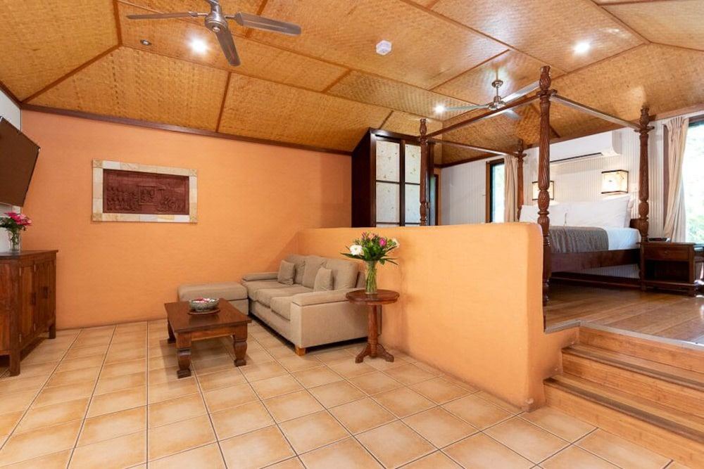 Photo of Livingroom in Cable Beach
