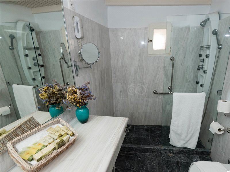 Photo of Bathroom in Mykonos Town