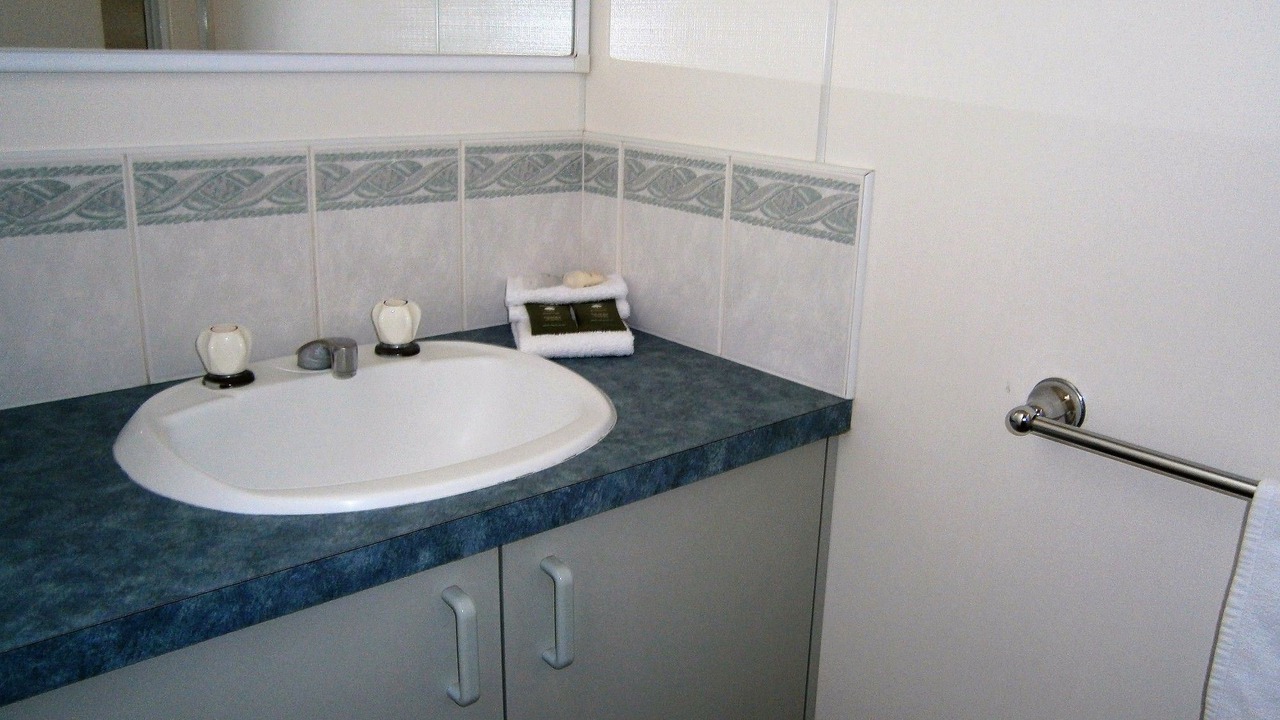 Photo of Bathroom in Echuca Village