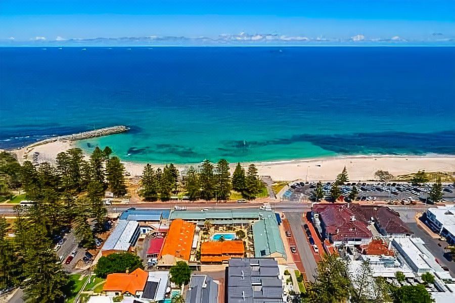 Photo of Others in Cottesloe