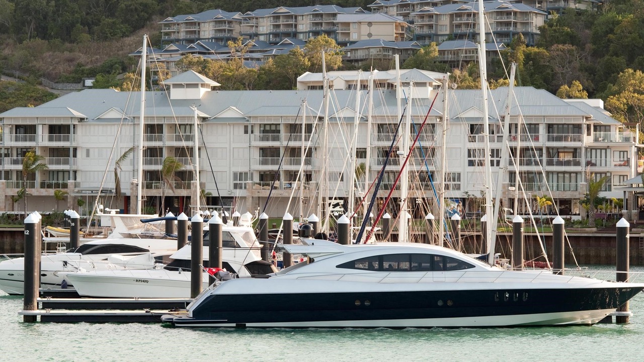 Photo of Buildings in Airlie Beach