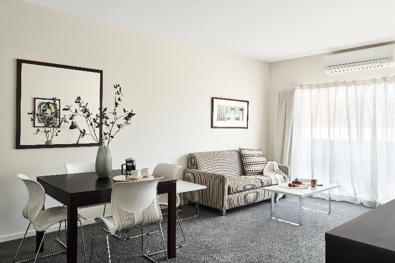 Photo of Livingroom in Essendon
