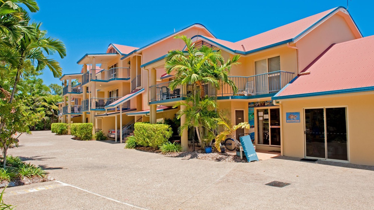 Photo of Buildings in Cannonvale