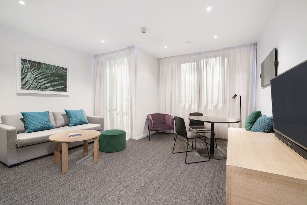 Photo of Livingroom in Springfield Central