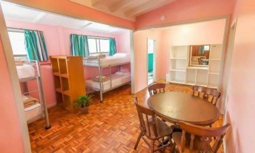 Photo of Livingroom in Belongil