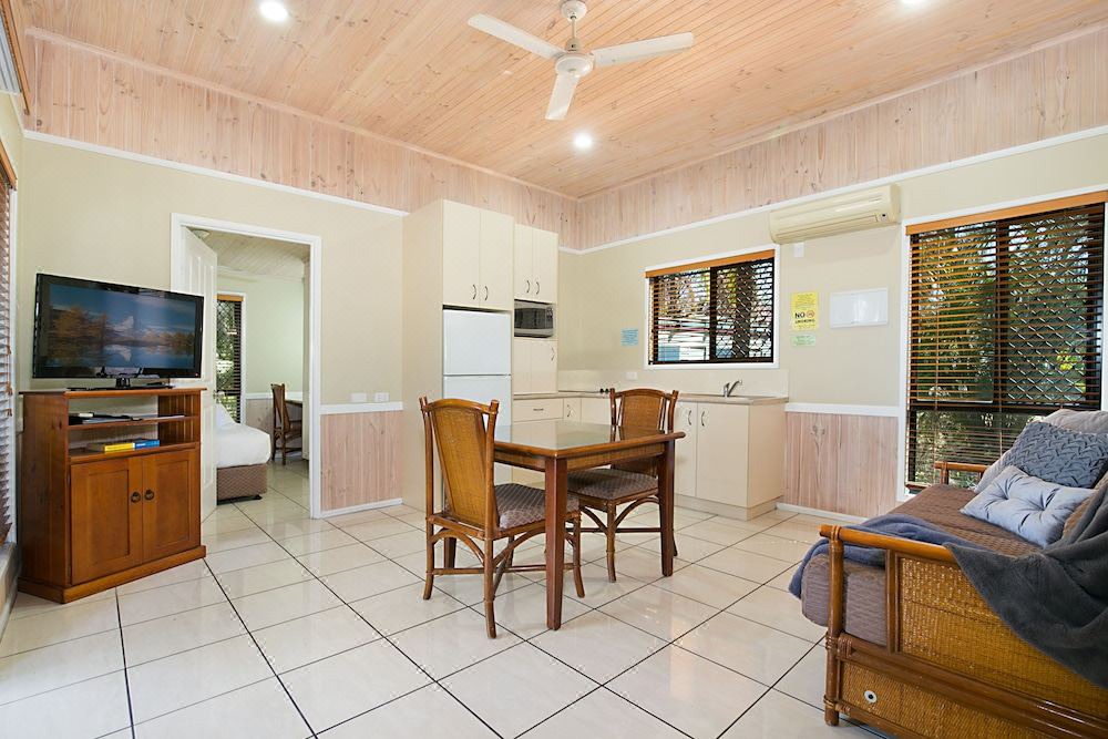 Photo of Livingroom in South Gladstone