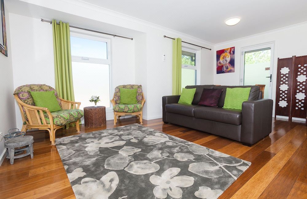 Photo of Livingroom in Dickson