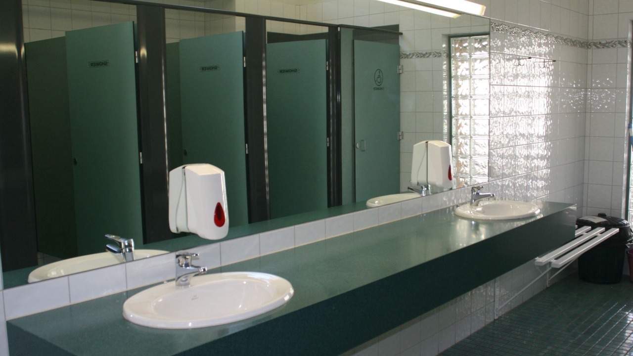 Photo of Bathroom in Echuca Village