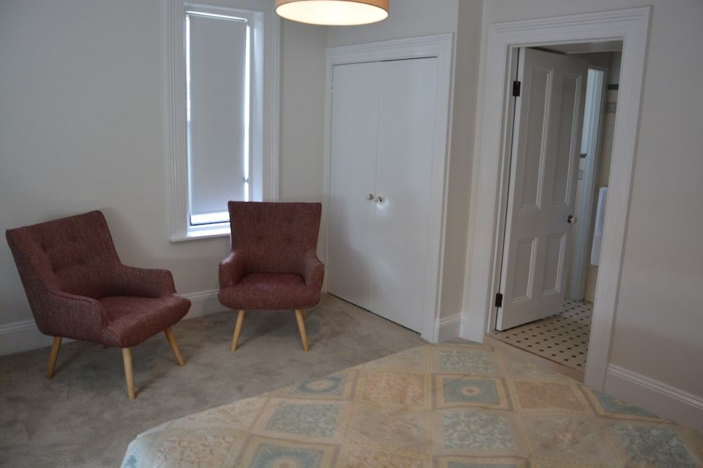 Photo of Livingroom in East Launceston