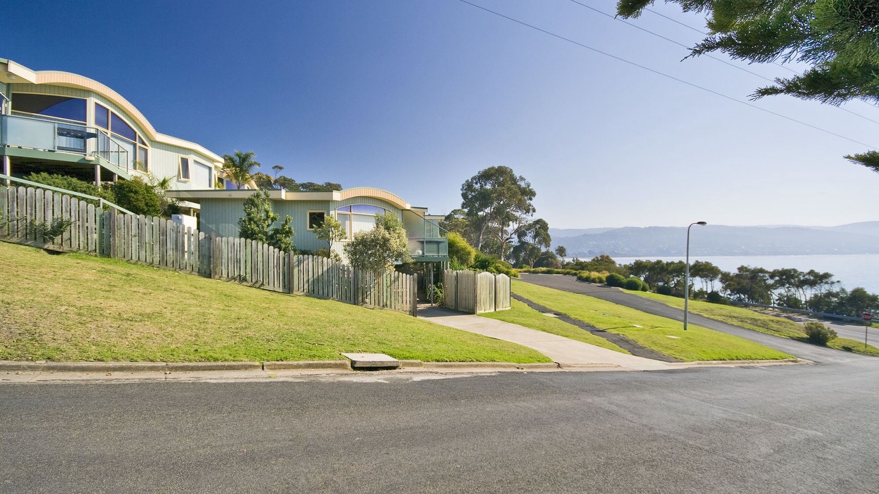 Photo of Buildings in Lorne