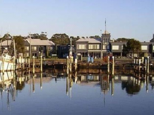 Photo of Others in Lakes Entrance
