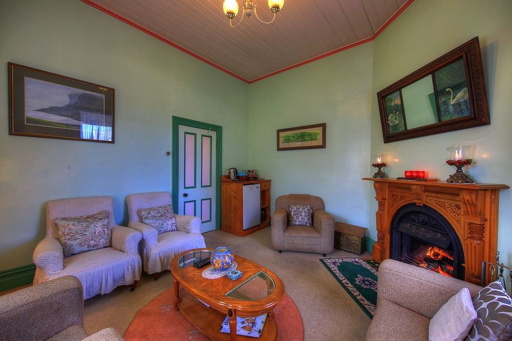 Photo of Livingroom in Stanley